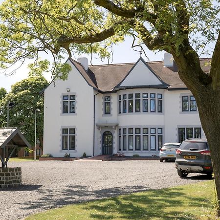 The Whitehouse Peterlee Hotel Exterior photo