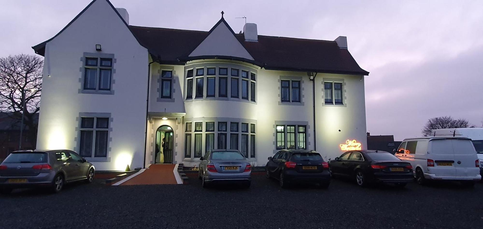The Whitehouse Peterlee Hotel Exterior photo